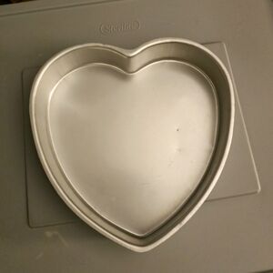 10" Heart Cake Pan